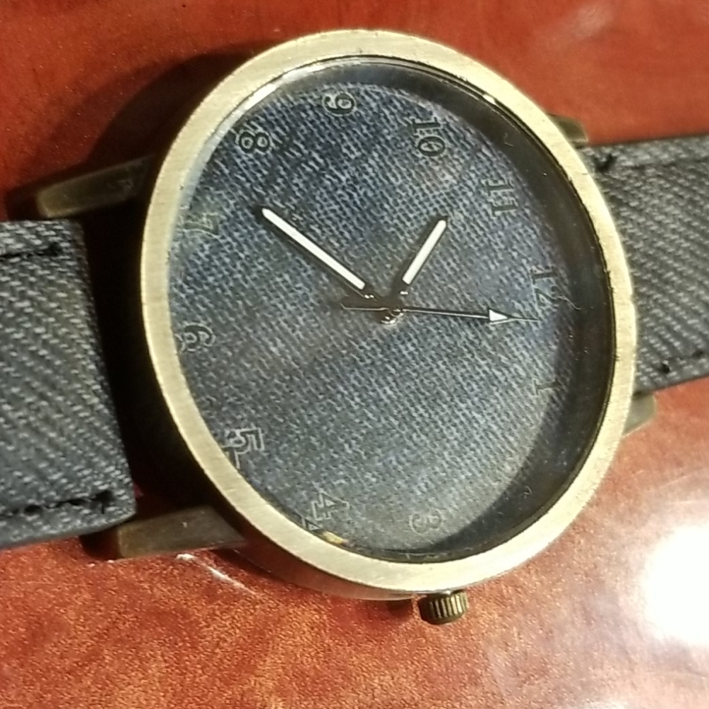 Denum watch